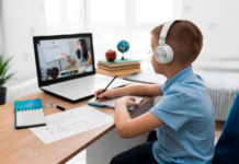 Онлайн занятия с репетитором: плюсы и правила организации обучения